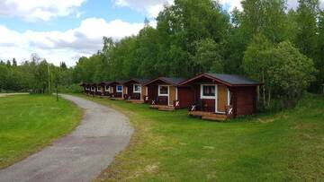 Небольшой коттедж с общей ванной комнатой в  Näverniemi Holiday Center